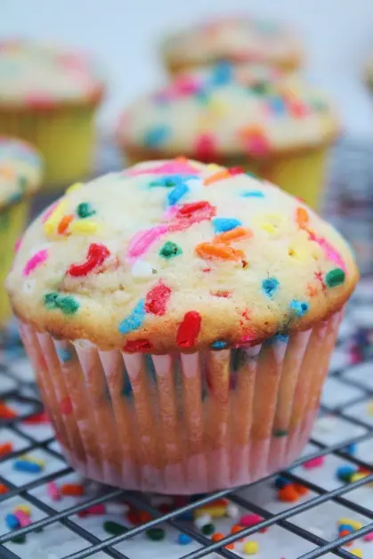 Baked Funfetti Muffins with Sprinkles