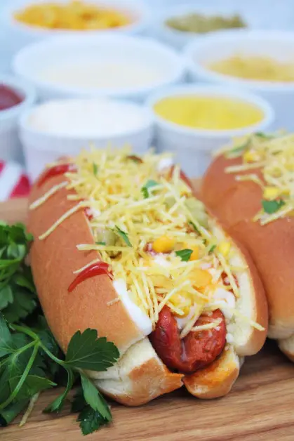 The best Brazilian hot dogs with tomato sauce