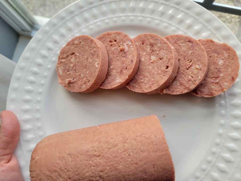 Slice the salami as shown in this photo.