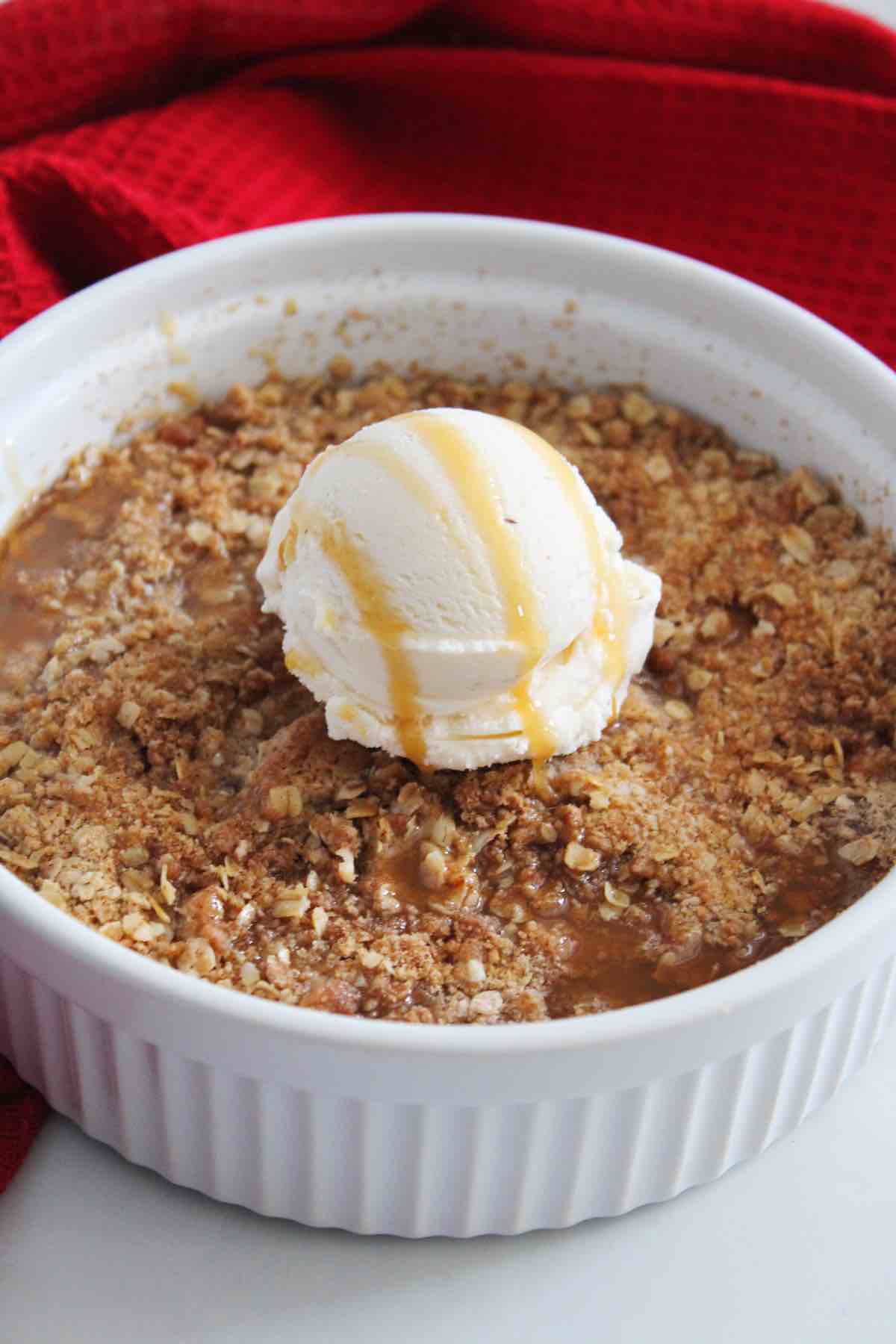 This recipe for air fryer apple crumble is perfect for the fall season.