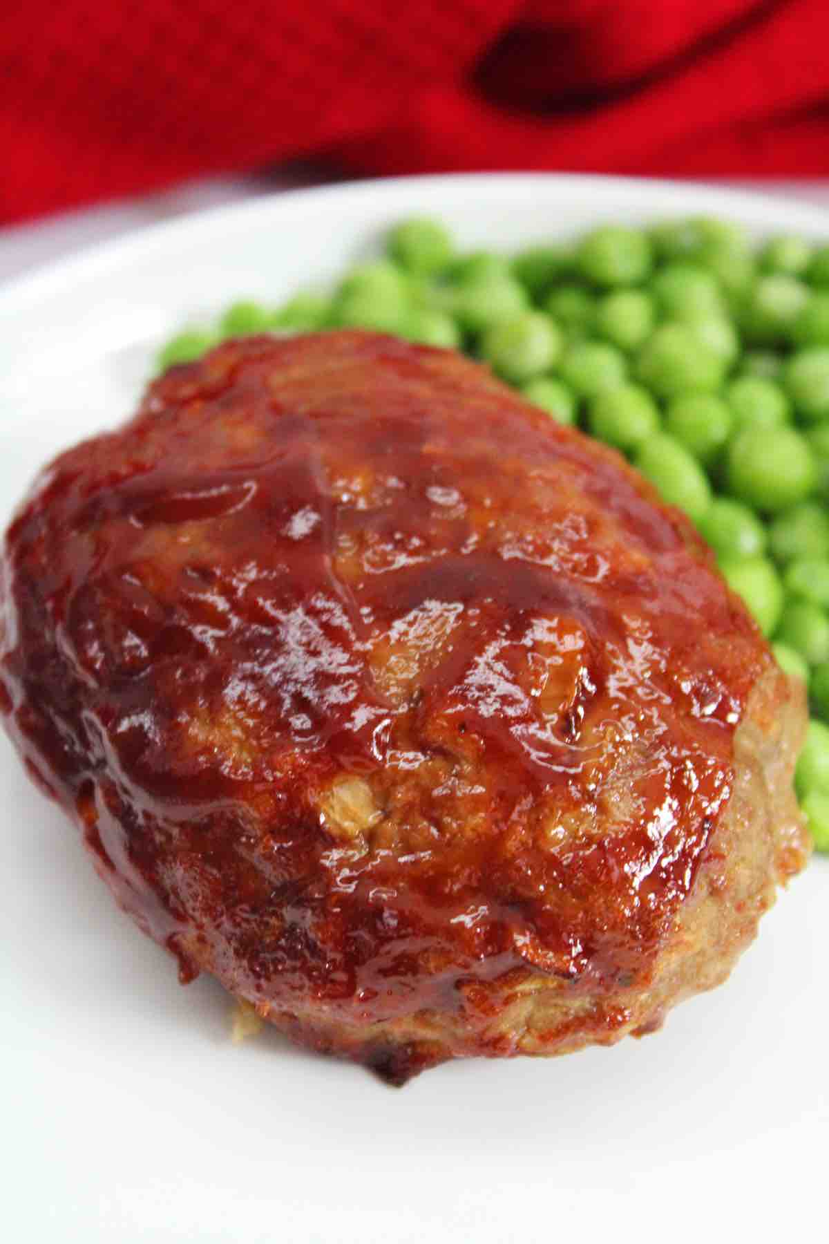 An easy recipe for air fryer Salisbury steak with bbq sauce.
