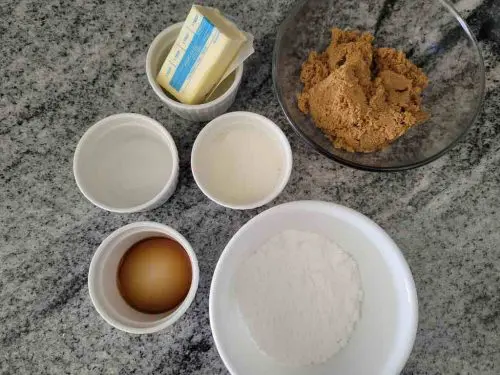 Brown Sugar Glaze - The Six Figure Dish