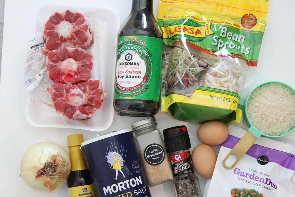 These are the ingredients you will need to make fried rice with oxtails.