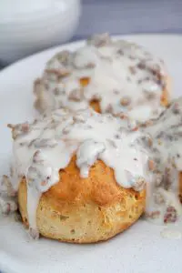 Hardee's Sausage Gravy (Copycat Recipe) - The Six Figure Dish